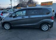 Honda Freed G L Package Power Steering Power Windows Airbags Automatic Air Conditioning Keyless ETC Aftermarket AW Studless Tires Aftermarket CD Deck AUX USB